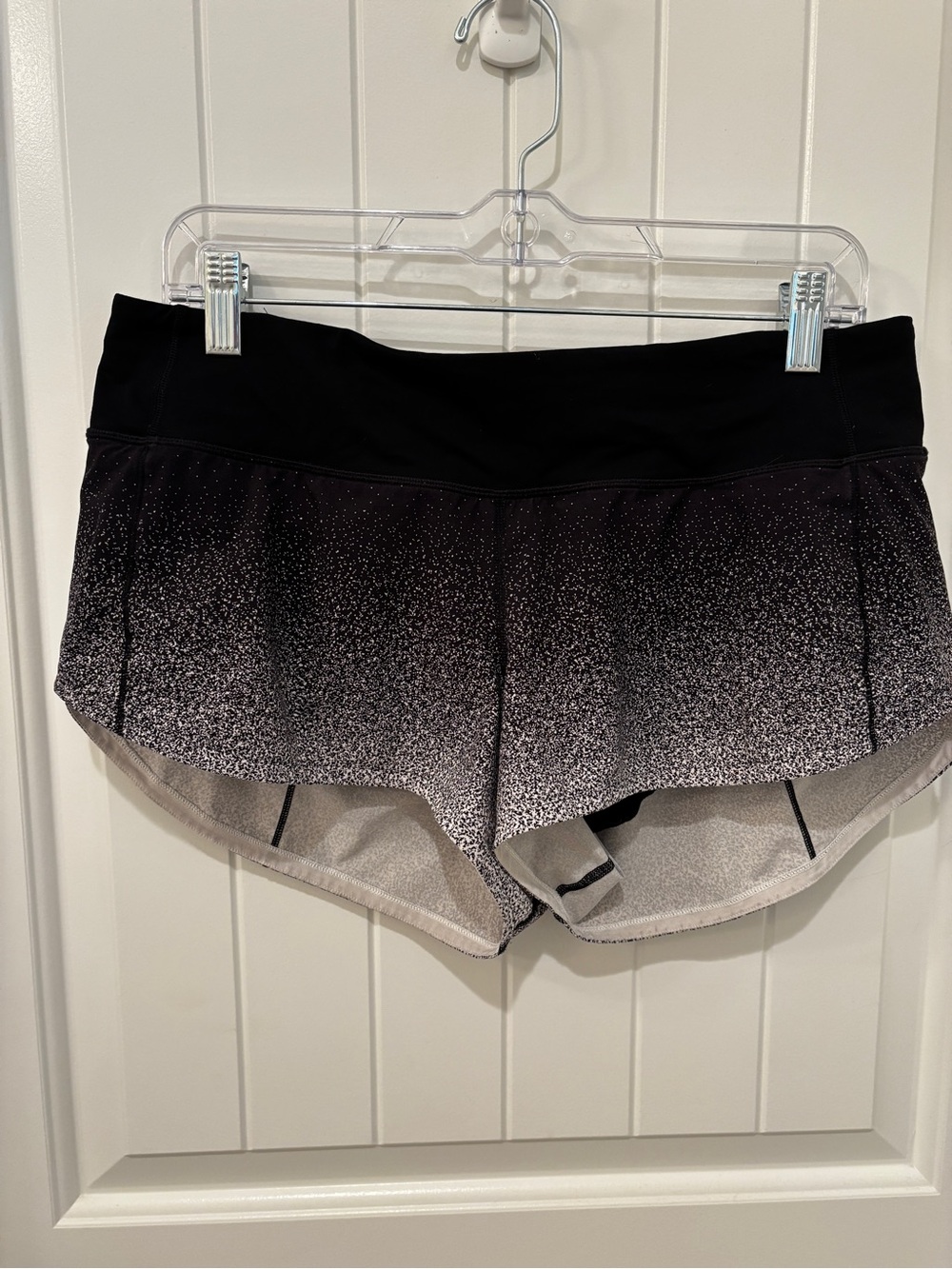 lululemon athletica Black to Light Gray Ombre Athletic Shorts